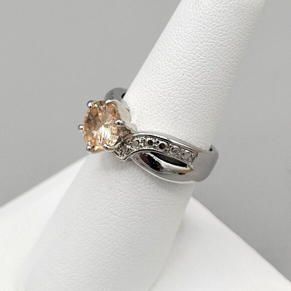 Silver Tone Citrine Cocktail Ring Studded Side Accents Size 6 3/4 - Picture 2 of 8